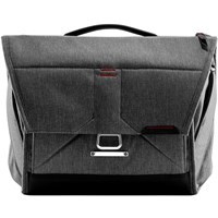 Product: Peak Design Everyday Messenger 13" Charcoal (1 only)