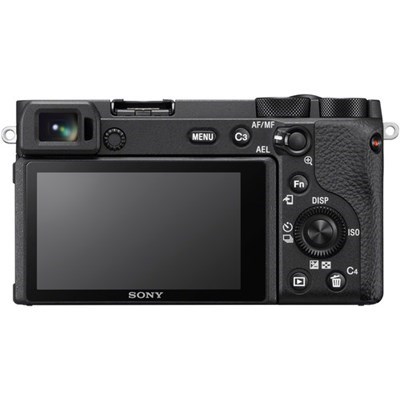 Product: Sony Alpha a6600 + 18-135mm f/3.5-5.6 OSS Kit