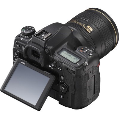 Product: Nikon D780 + 24-120mm f/4G ED VR Kit
