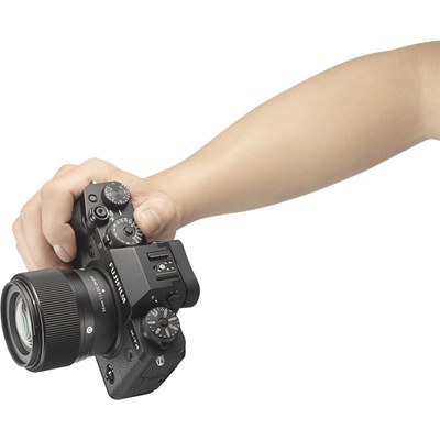 Product: Sigma 56mm f/1.4 DC DN Contemporary Lens: Fujifilm X