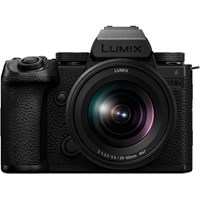 Product: Panasonic Lumix S5IIX + Lumix S 20-60mm f/3.5-5.6 Kit