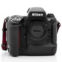 Product: Nikon SH F5 black body only grade 9