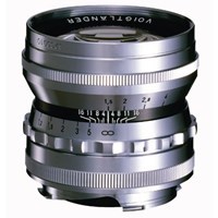 Product: Voigtlander 50mm f/1.5 Nokton Lens Silver: Leica M