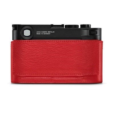 Product: Leica Leather Protector Red: M10