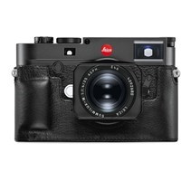 Product: Leica Leather Protector Black: M10