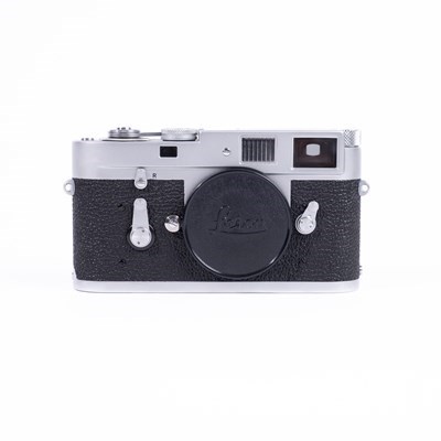 Product: Leica SH M2-R Body (KS-15 civilian ver.) w/- leicatime half case) (circa 1969) grade 9