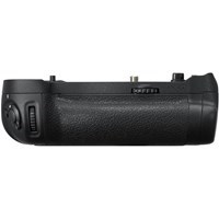 Product: Nikon MB-D18 Battery Grip: D850