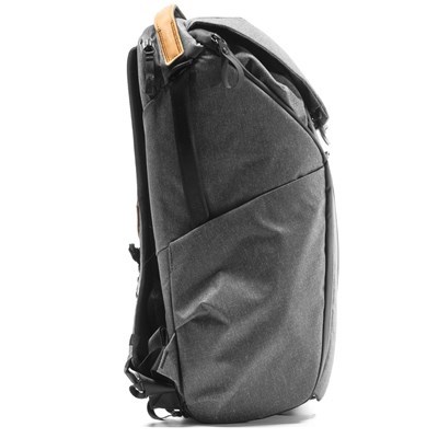Product: Peak Design Everyday Backpack 30L V2 Charcoal