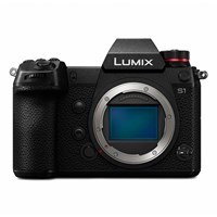 Product: Panasonic Lumix S1 + Lumix S 24-105mm f/4 Kit