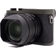 Leica SH Q2 Reporter w/- extra battery + nitecore usb charger + a series of b+w & nisi filters + L plate grade 8