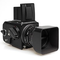 Product: Hasselblad SH 501c body + 80mm f/2.8 Planar + A12 back + case grade 8