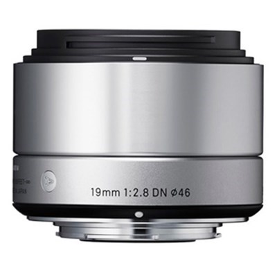 Product: Sigma 19mm f/2.8 DN Lens Silver: Sony E