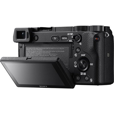 Product: Sony Alpha a6300+ 18-135mm f/3.5-5.6 OSS Kit