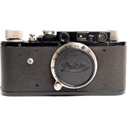 Leica SH II (model D) + 50mm f/3.5 Elmar lens (ornament only) grade 7