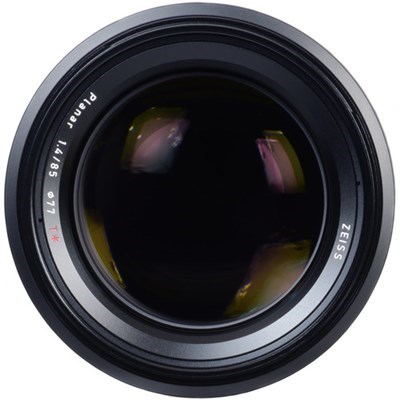 Product: Zeiss Milvus 85mm f/1.4 ZE Lens: Canon EF