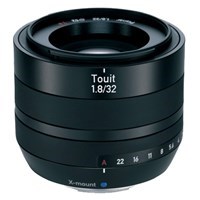 Product: Zeiss 32mm f/1.8 Touit Lens: Fujifilm X