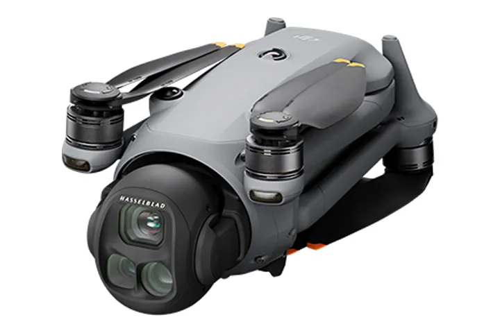 DJI Mavic 4 Pro Fly More Combo (DJI RC 2)