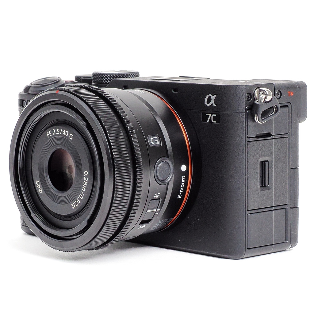 Sony A7C II Black + 40mm f/2.5 G FE Lens