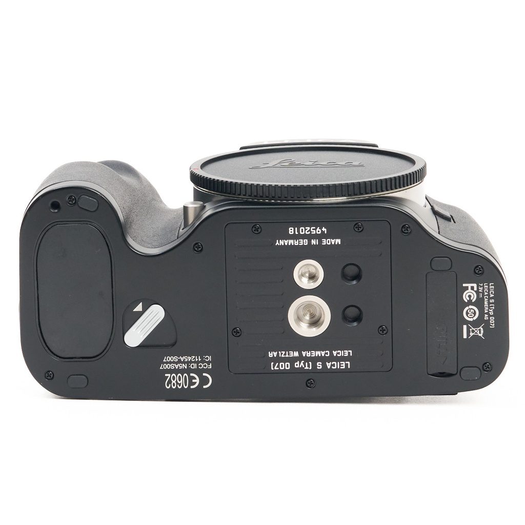 Leica S (Typ 007) Black Kit - Grade 9 