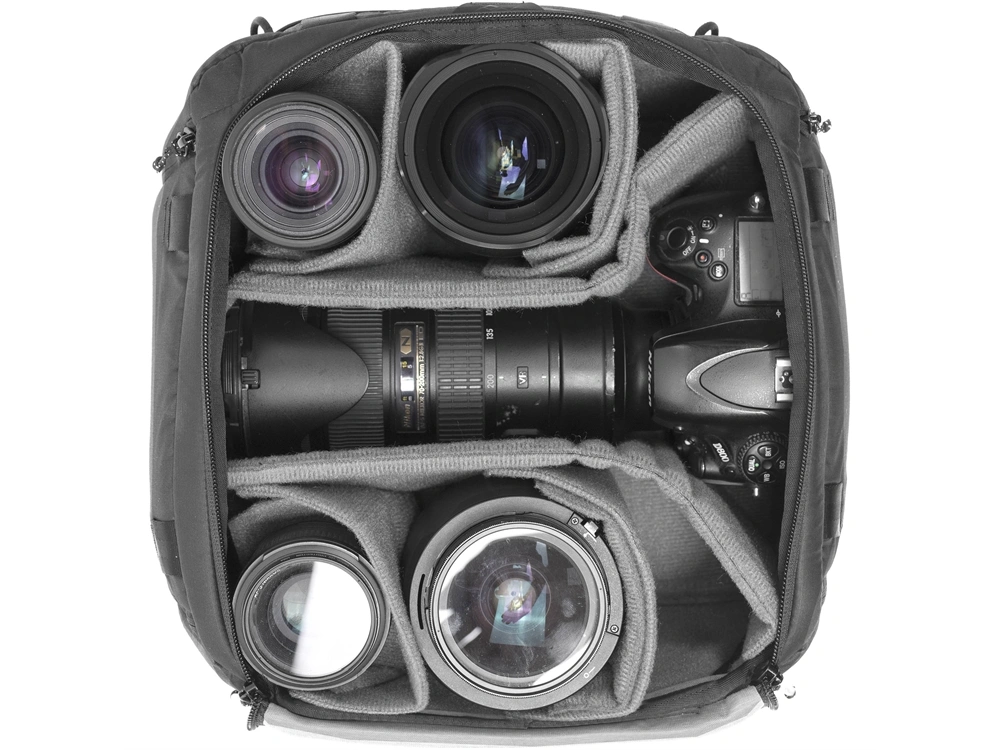 Peak Design Travel Camera Cube Medium - Grade 9 