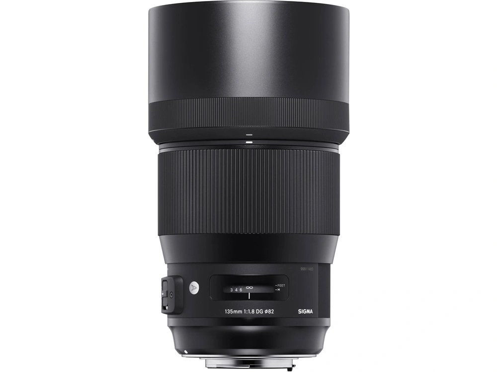 Sigma 135mm f/1.8 DG HSM 'Art' Lens Canon EF - Grade 8 