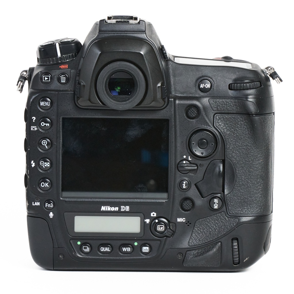 Nikon D6 Body - Grade 8