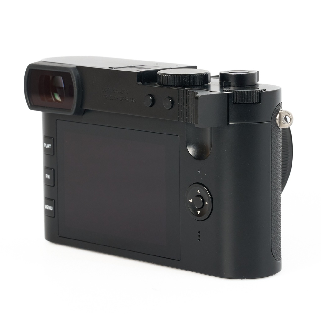 Leica Q2 - Grade 8