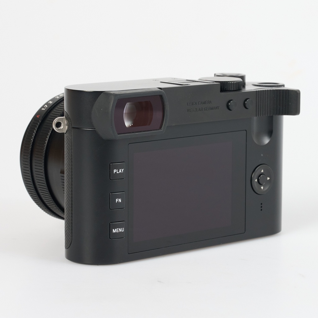 Leica Q2 - Grade 8