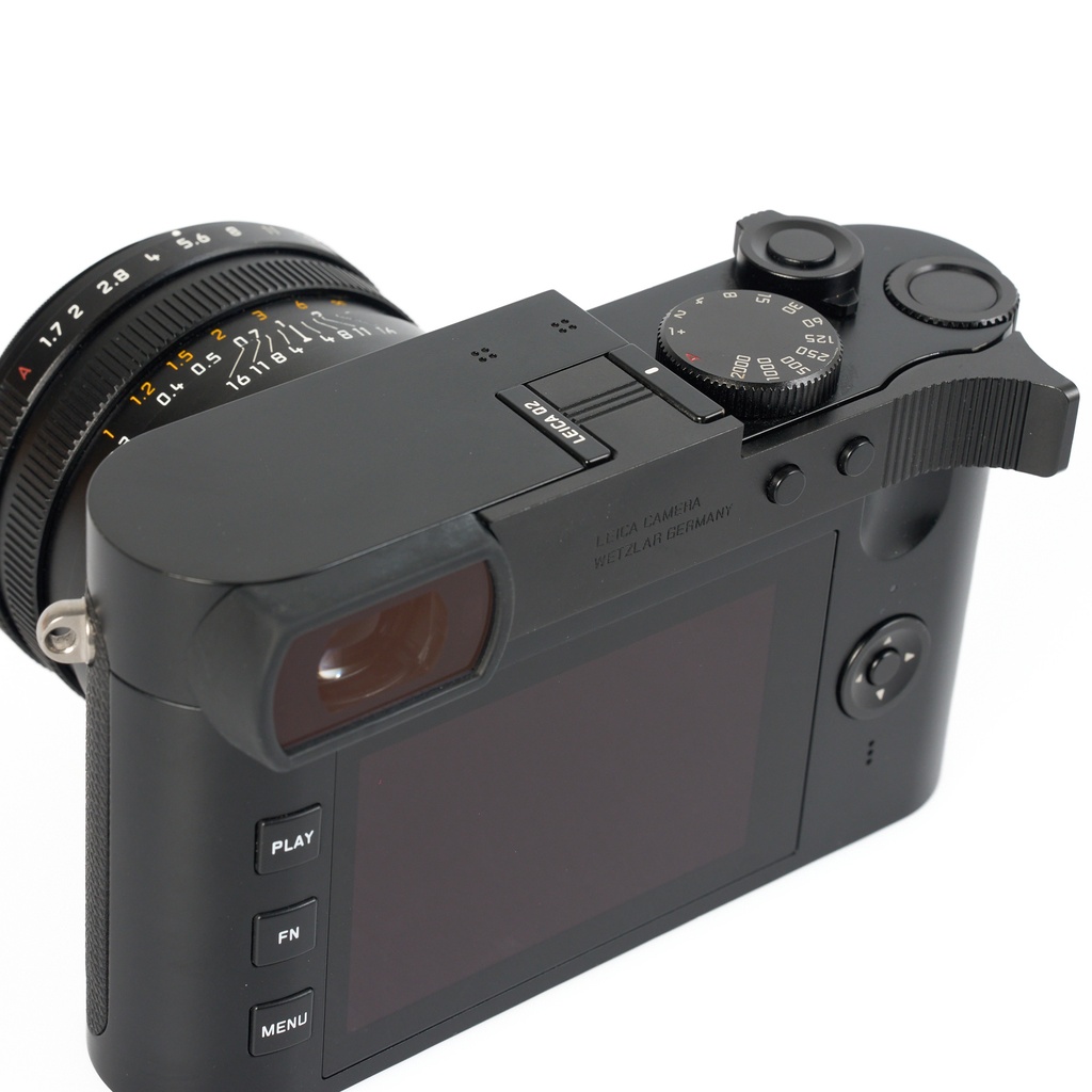 Leica Q2 - Grade 8