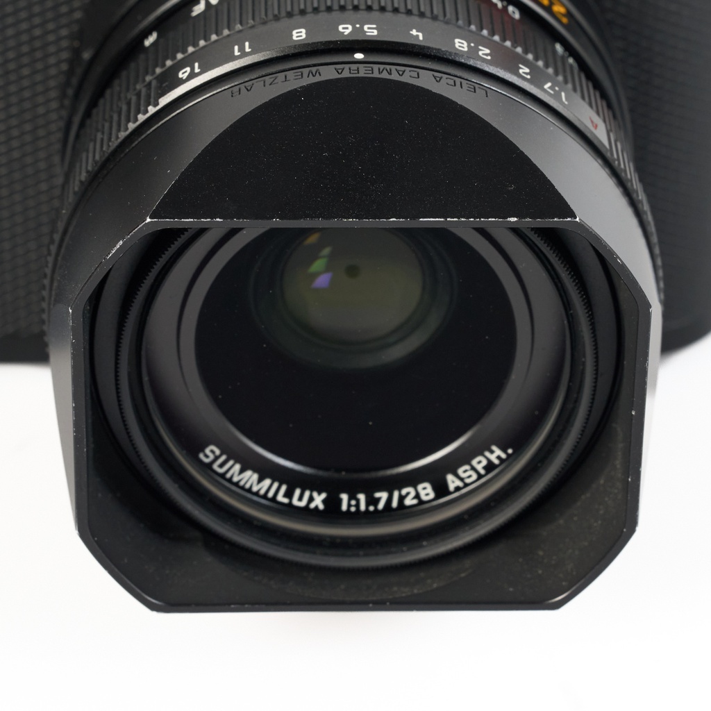Leica Q2 - Grade 8
