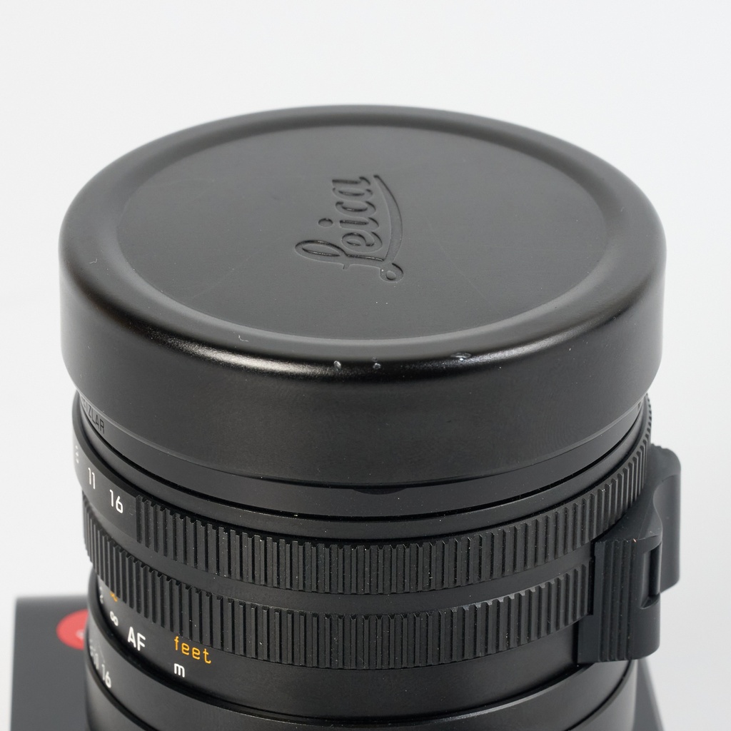 Leica Q2 - Grade 8