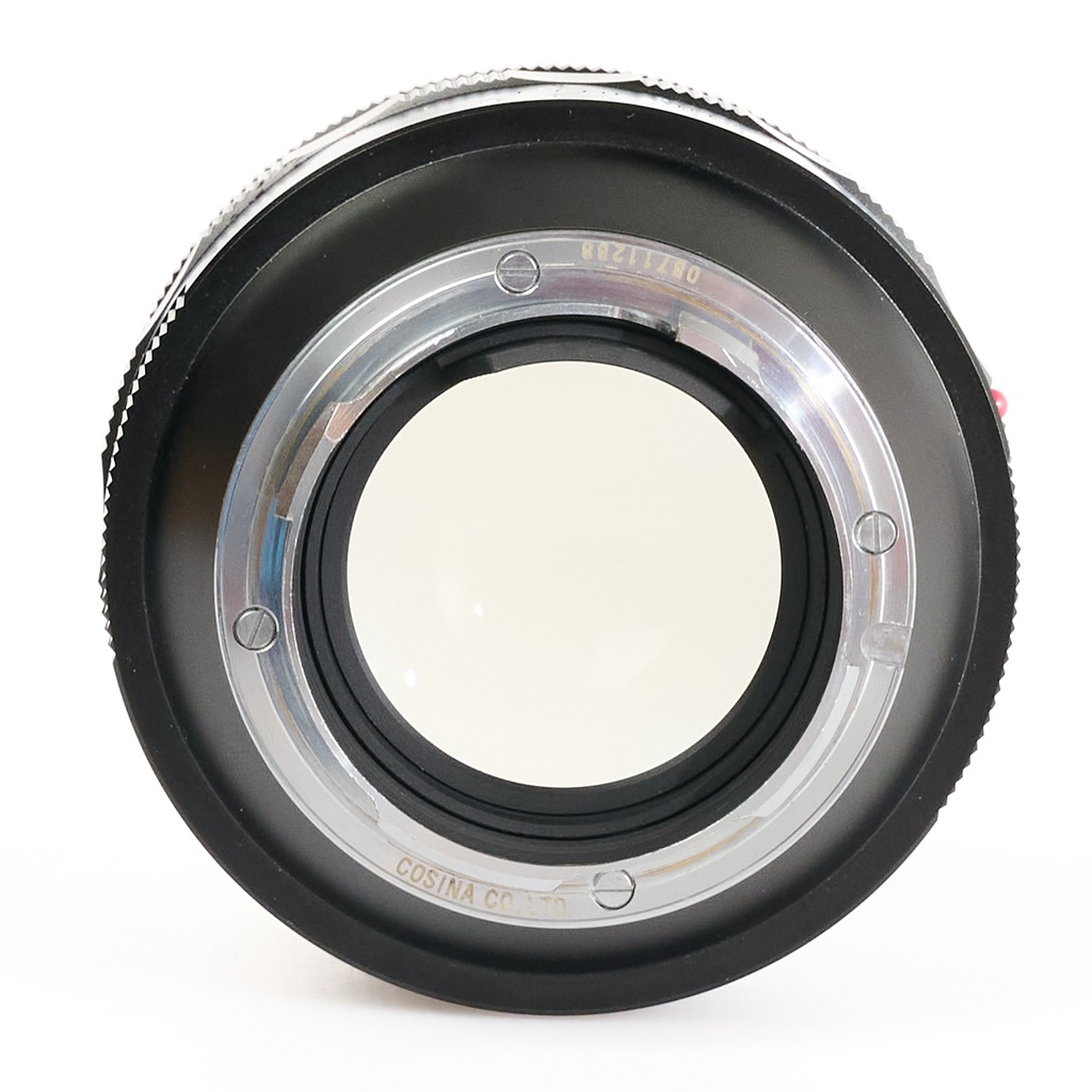 Voigtlander 50mm f/1.1 NOKTON Lens: Leica M - Grade 8