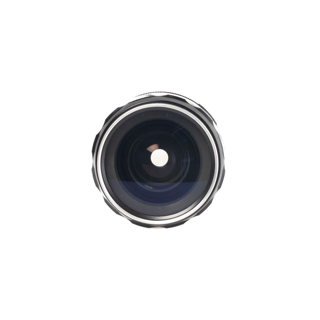 Nikon Nikkor-H Auto 28mm f/3.5 Lens - Grade 10