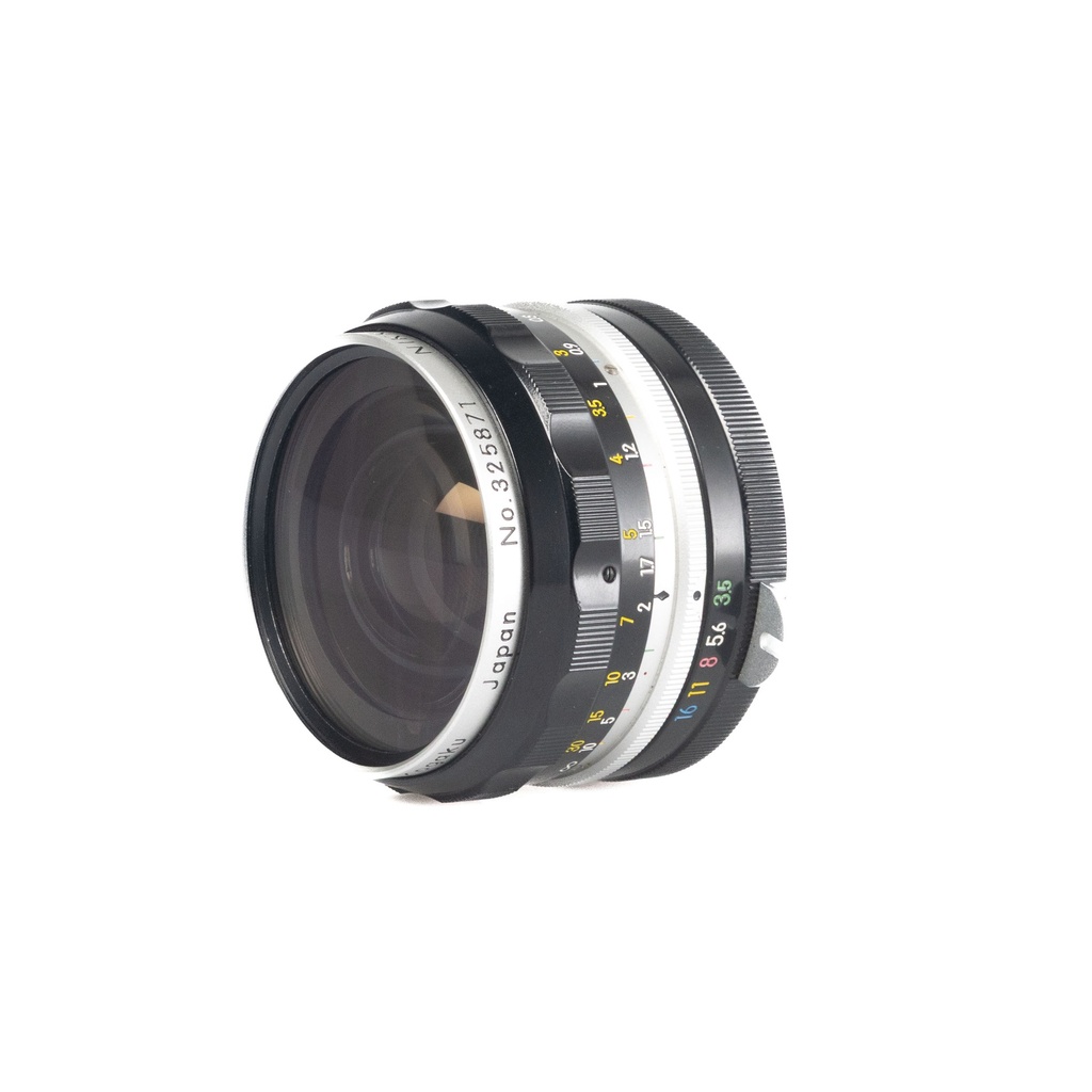 Nikon Nikkor-H Auto 28mm f/3.5 Lens - Grade 10