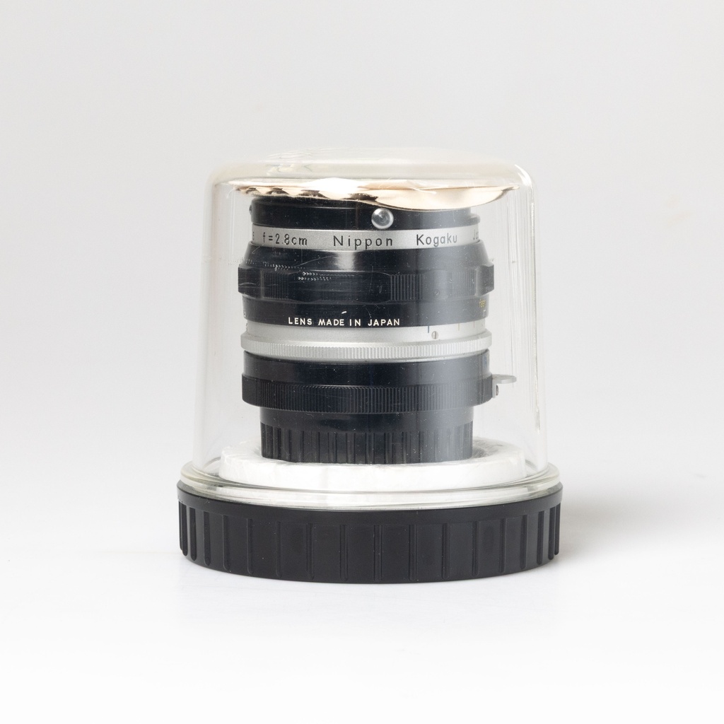 Nikon Nikkor-H Auto 28mm f/3.5 Lens - Grade 10