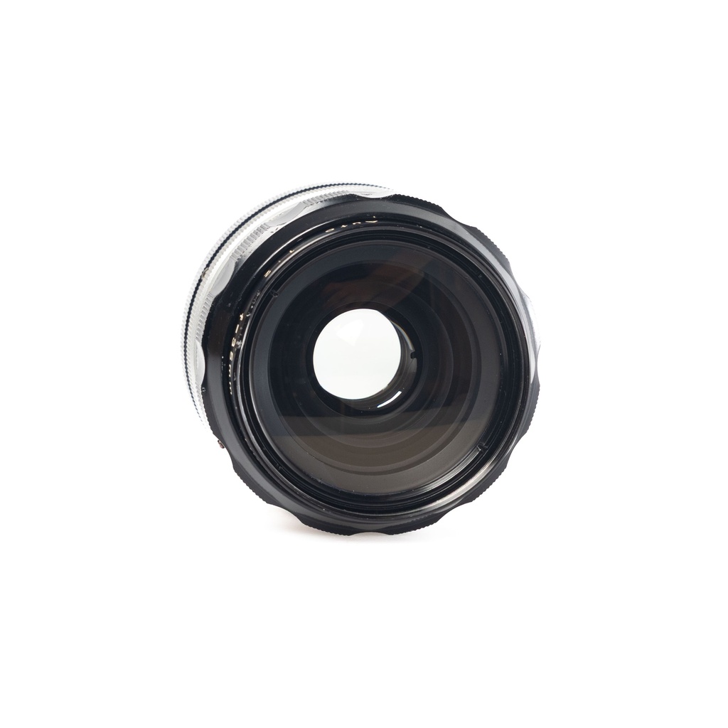 Nikon Nikkor-O Auto 35mm f/2 Lens w/- HN-3 Lens Hood- Grade 7