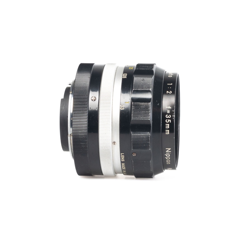 Nikon Nikkor-O Auto 35mm f/2 Lens w/- HN-3 Lens Hood- Grade 7