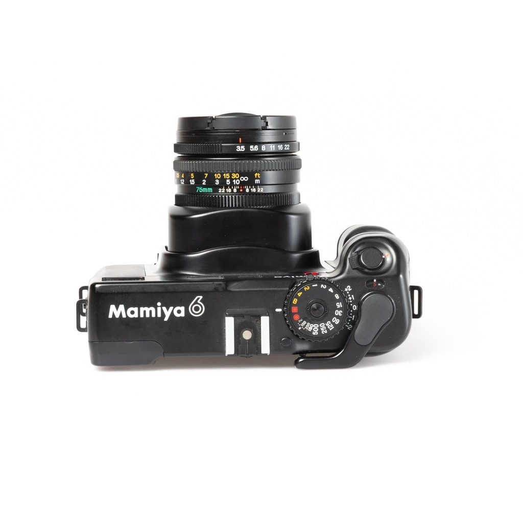 Mamiya 6 w/- 75mm f/3.5 kit - Grade 8