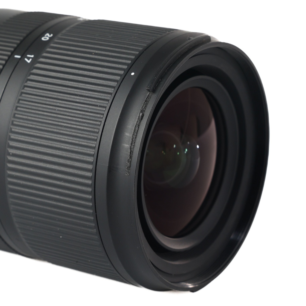 Tamron 17-28mm f/2.8 Di III RXD Lens: Sony FE - Grade 7
