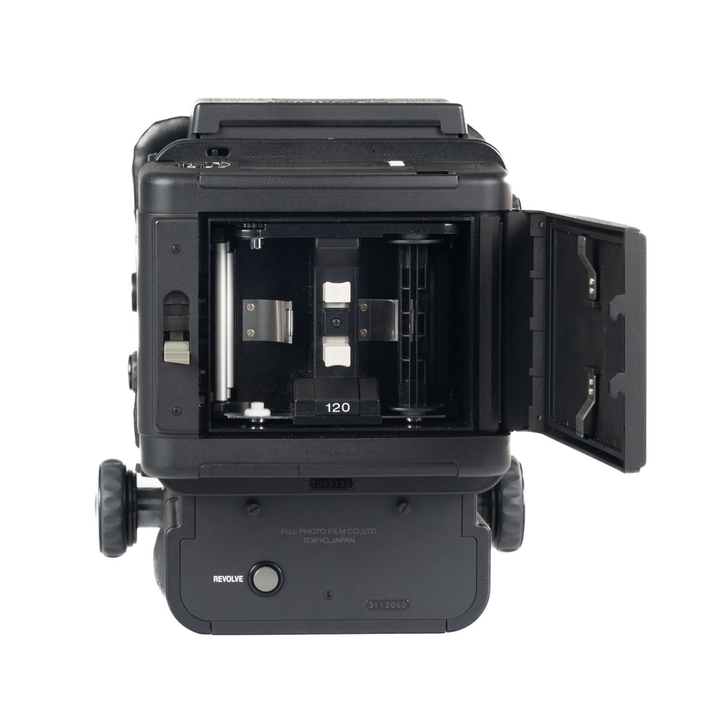 Fujifilm GX680 III Body w/- 50mm + 80mm f/5.6 + Wide Angle Bellows/Viewfinder/film holder + Focus Screen C - Grade 9 