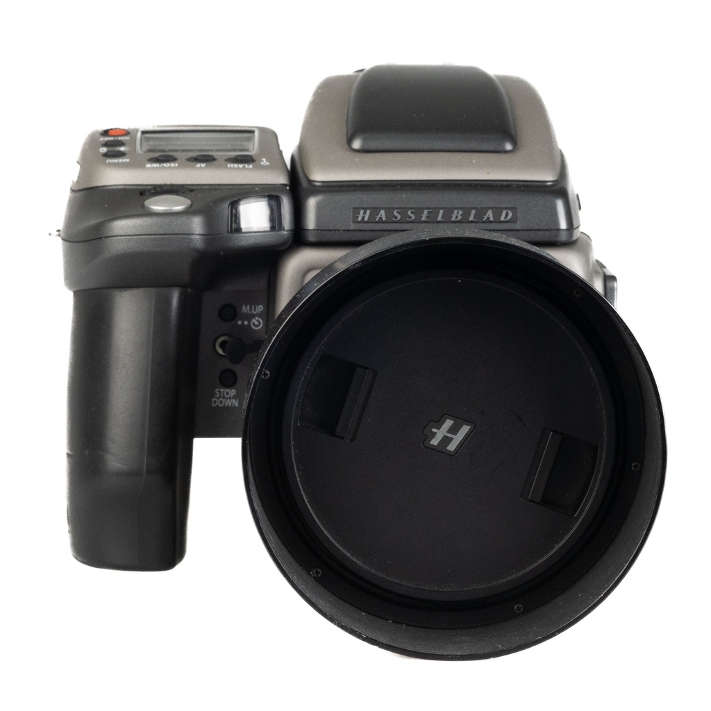 Hasselblad H4D-40 Kit w/- 40Mp back + 100mm f/2.2 HC lens - Grade 8 