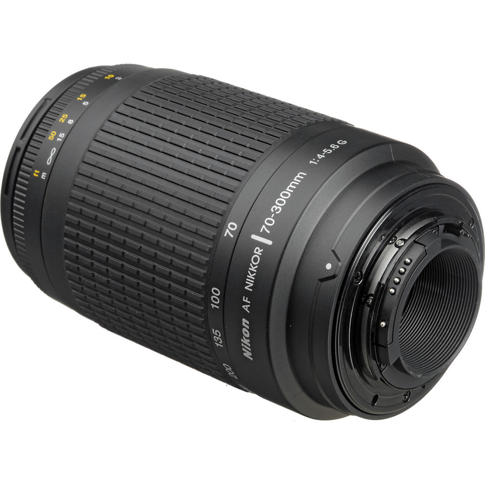 Nikon 70-300mm f/4-5.6 G ED lens - Grade 8