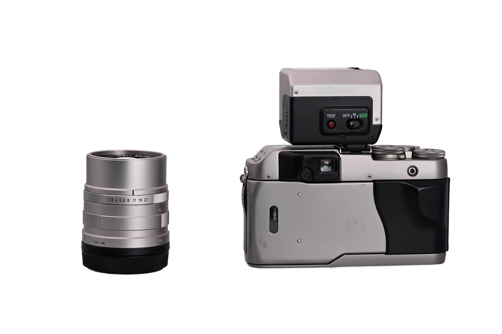 Contax G1 w/- 45mm f/2 Carl Zeiss Planar T* + 90mm Sonnar T* Lenses - Grade 8+