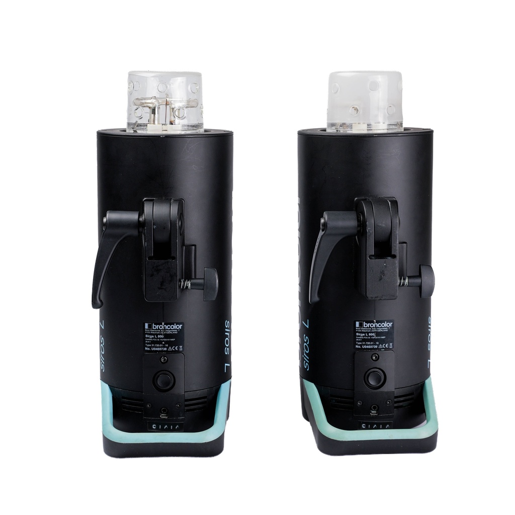 Broncolor Siros 800 L x 2 w/ extra batteries + Outdoor Trolley/backpack - Grade 8