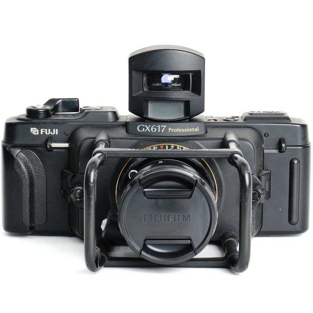 Fujifilm GX617 Body w/- SWD 90mm f/5.6 + Centre Filter/Viewfinder Grade 8