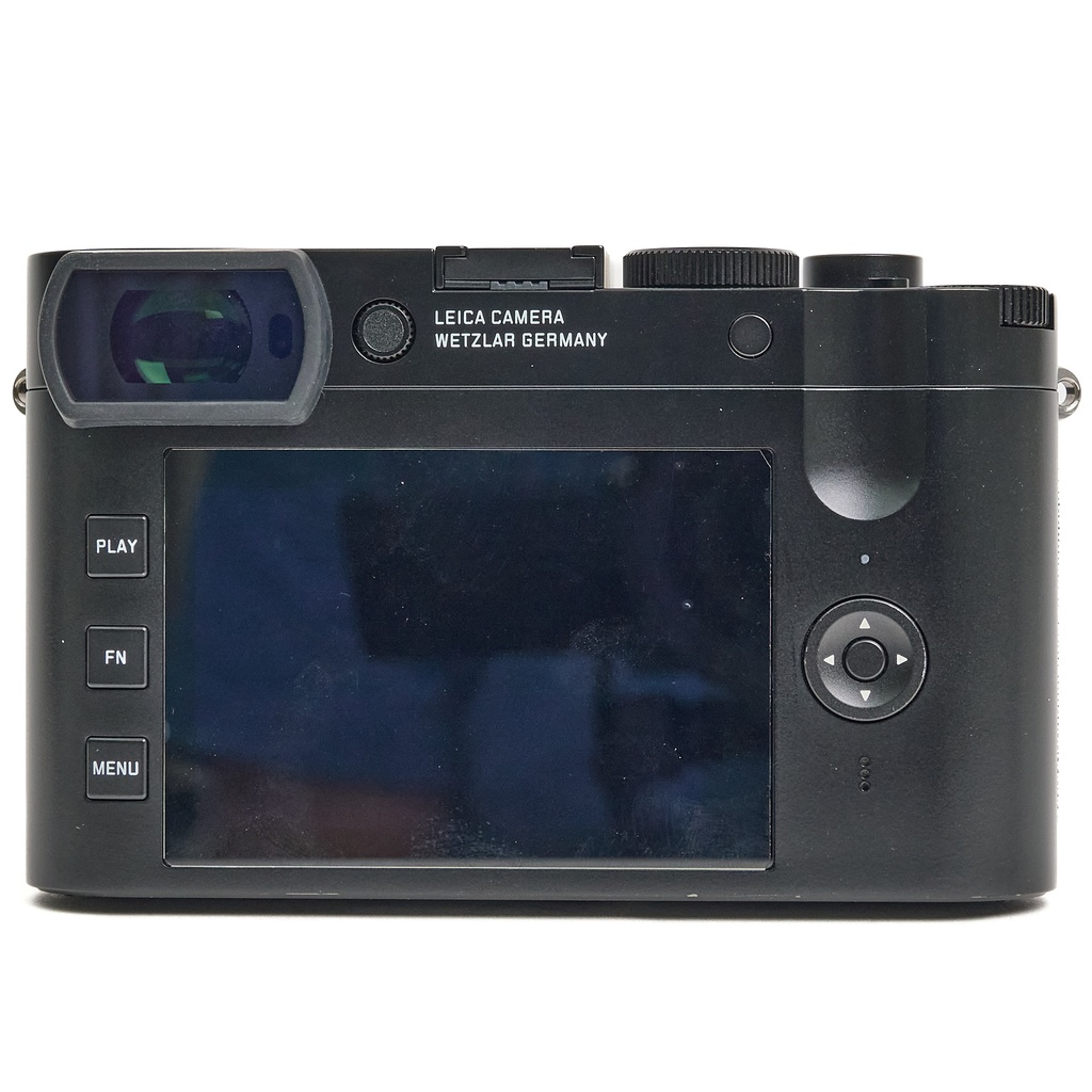 Leica Q2 - Grade 9 
