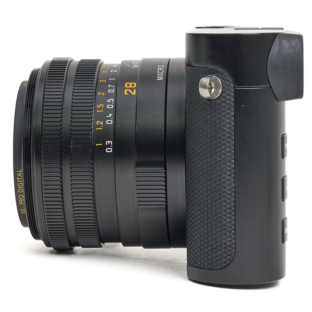 Leica Q2 - Grade 9 
