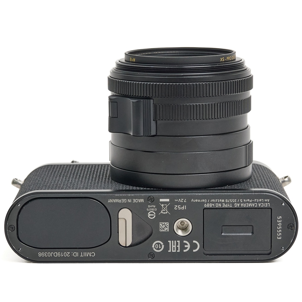 Leica Q2 - Grade 9 