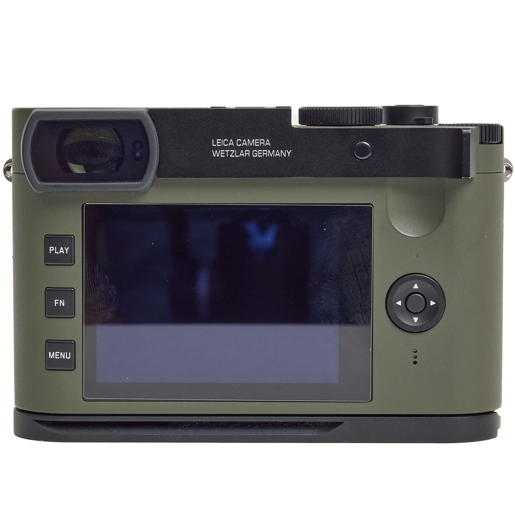 Leica Q2 Reporter Grade 9