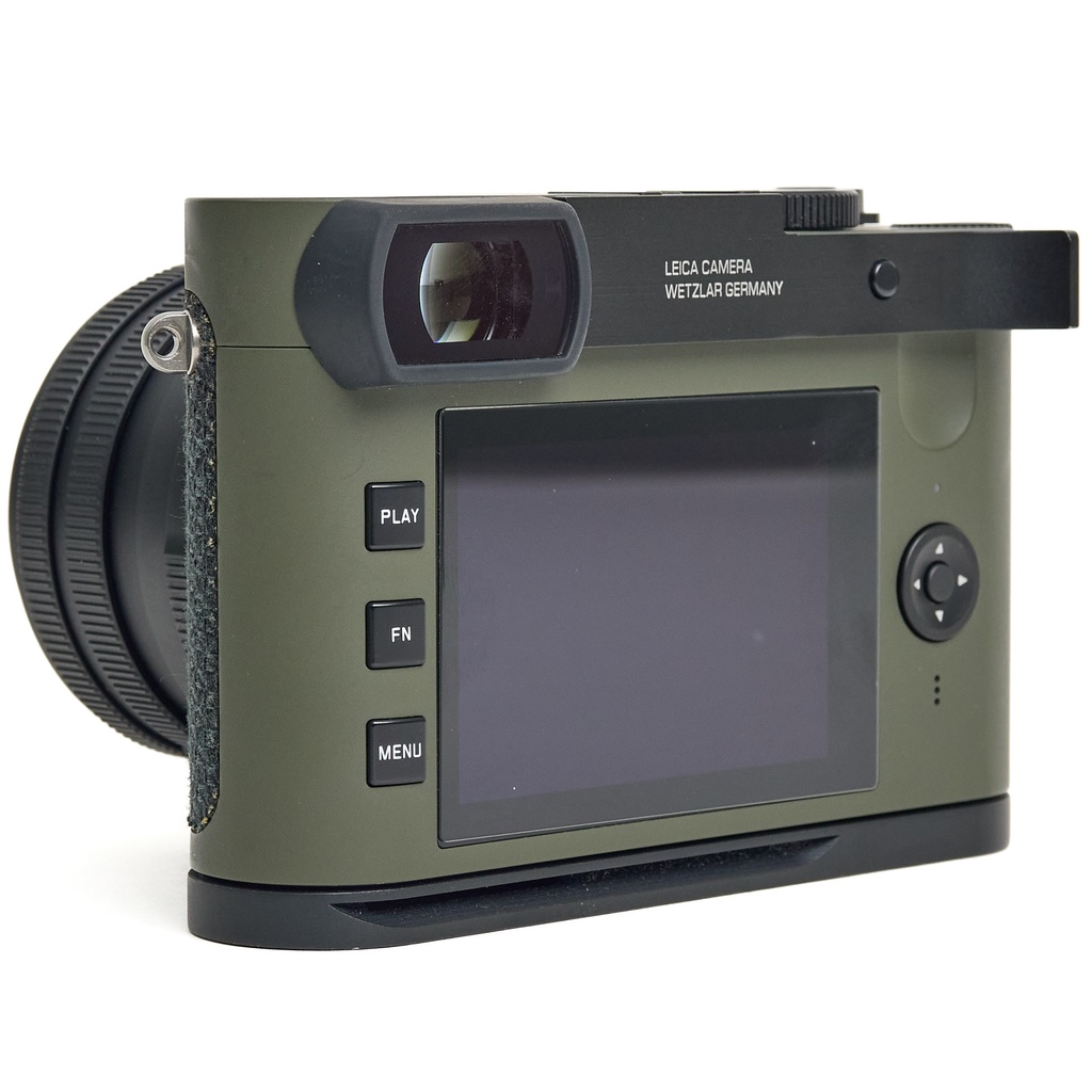 Leica Q2 Reporter Grade 9